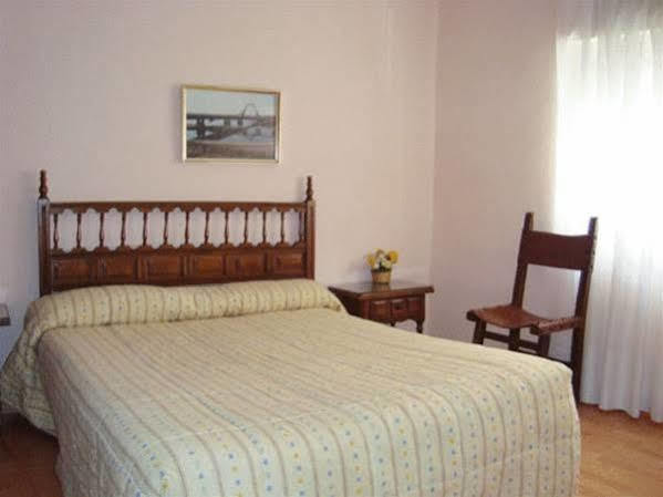 Hostal Salud Mérida Kültér fotó