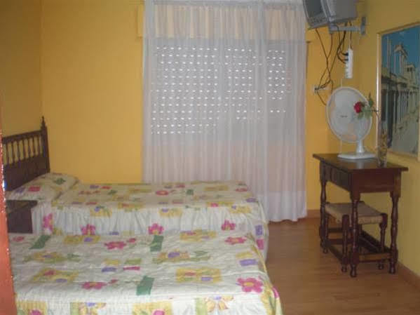 Hostal Salud Mérida Kültér fotó